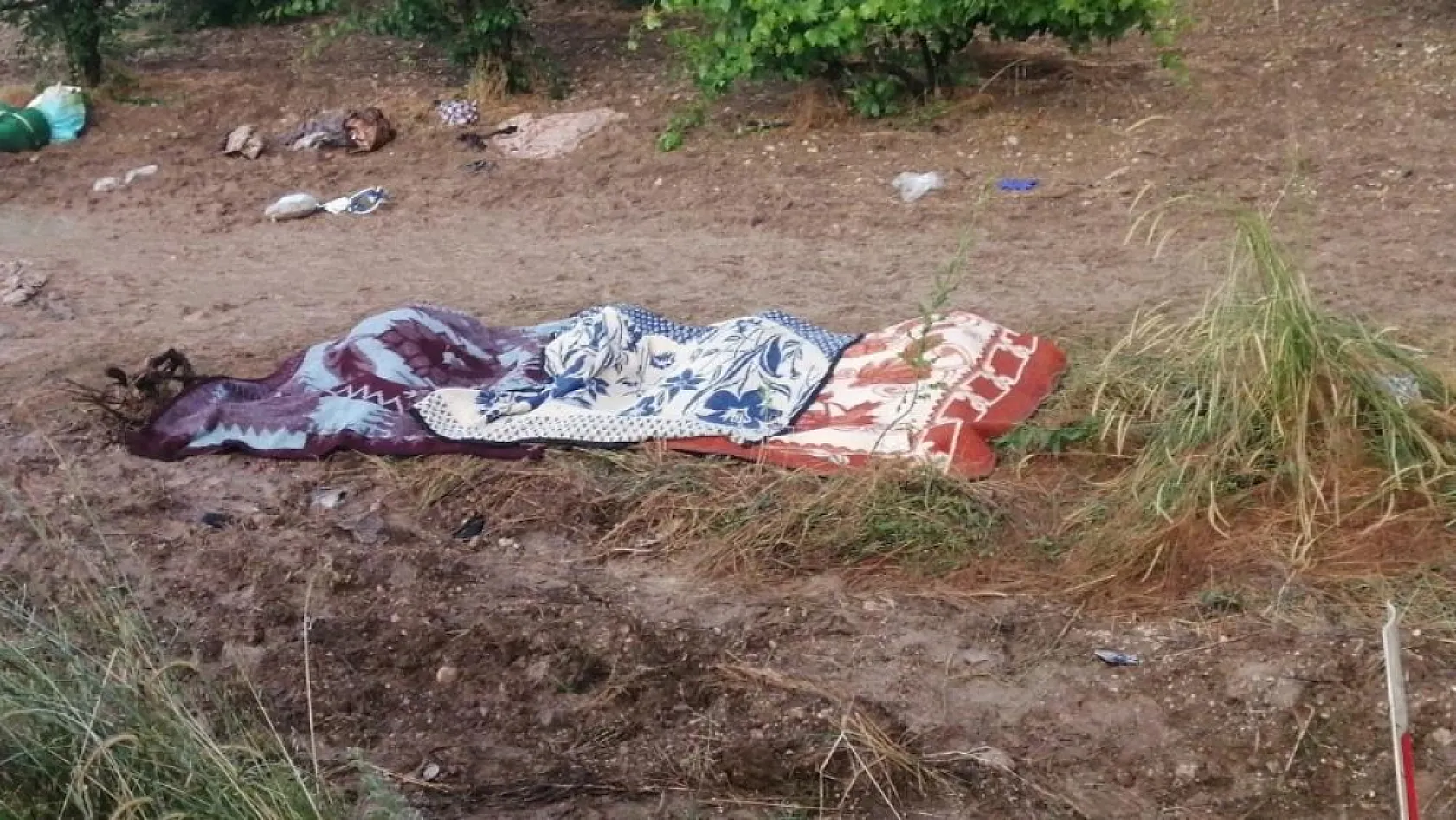 Isparta'da 5 kişinin hayatını kaybettiği feci kazada sürücü tutuklanarak cezaevine gönderildi