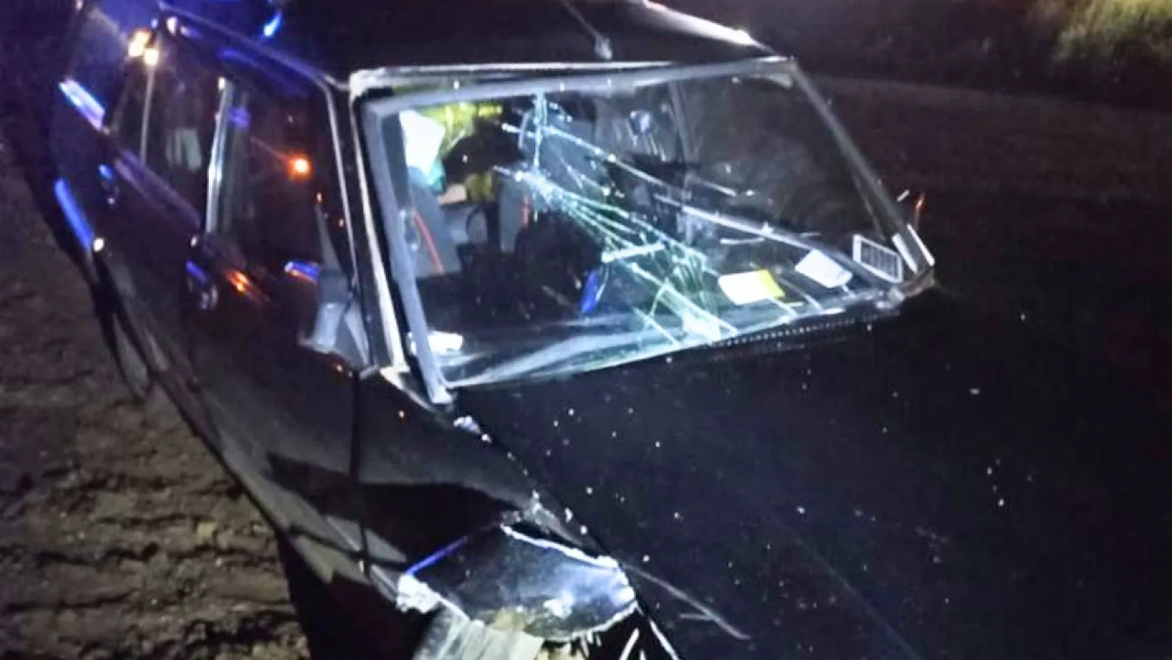 Isparta'da otomobil tarlaya uçtu: 4 yaralı