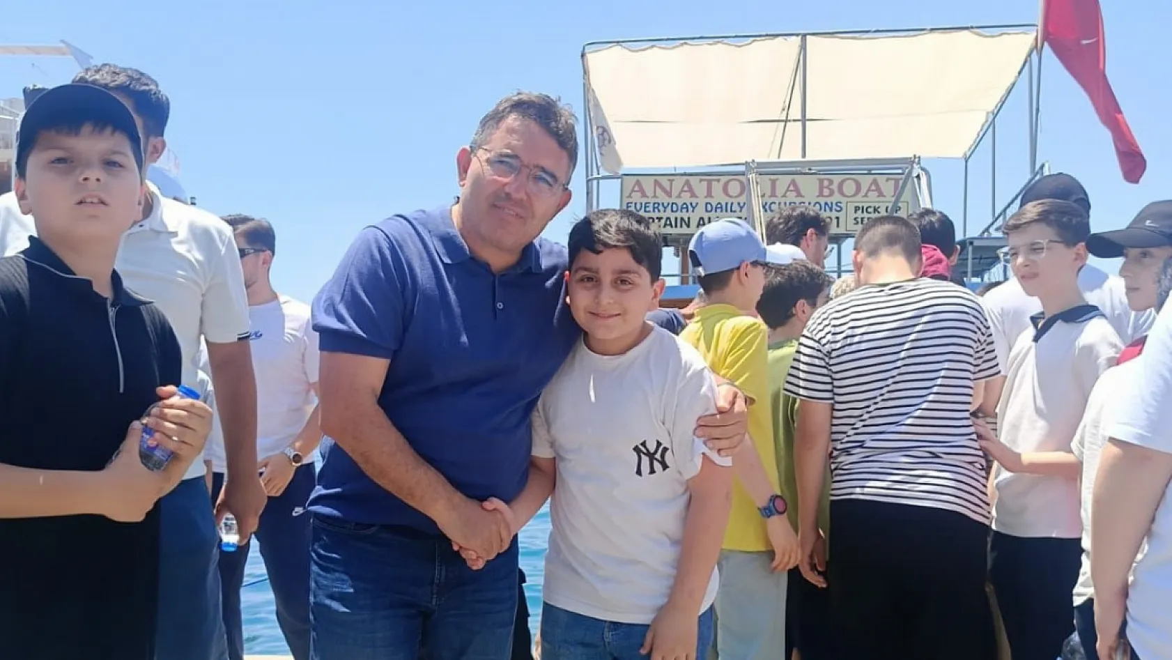 İstanbul'dan gelen hafızlık kursu öğrencileri Marmaris'i ziyaret etti
