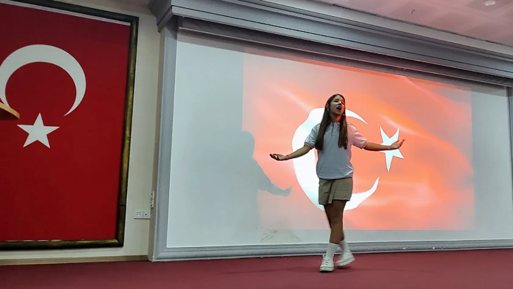 İstiklâl Marşı'nı güzel okuma yarışması birincileri belli oldu