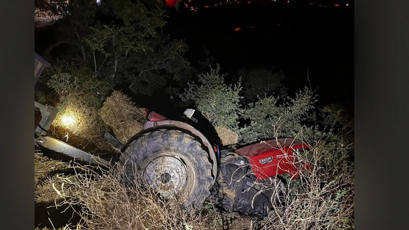 İzmir'de Traktör Kazası: Sürücü Hayatını Kaybetti