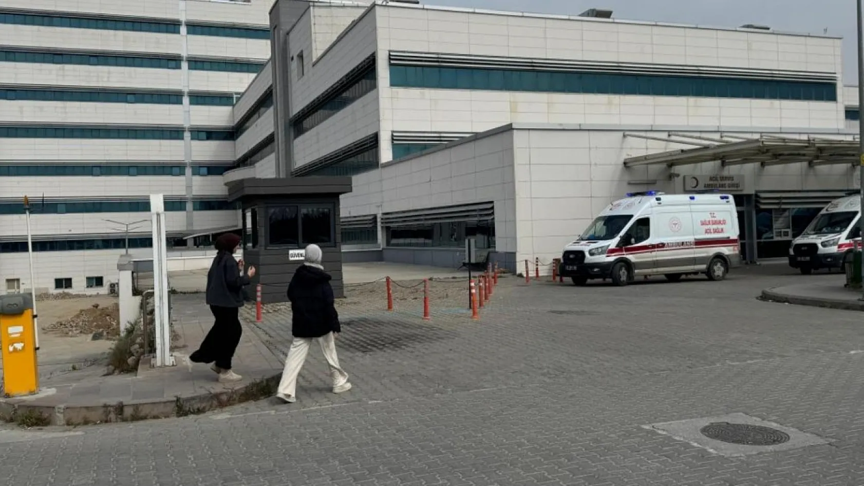 İzmir'de şalgam suyu dolu kovaya düşen bebek hayatını kaybetti
