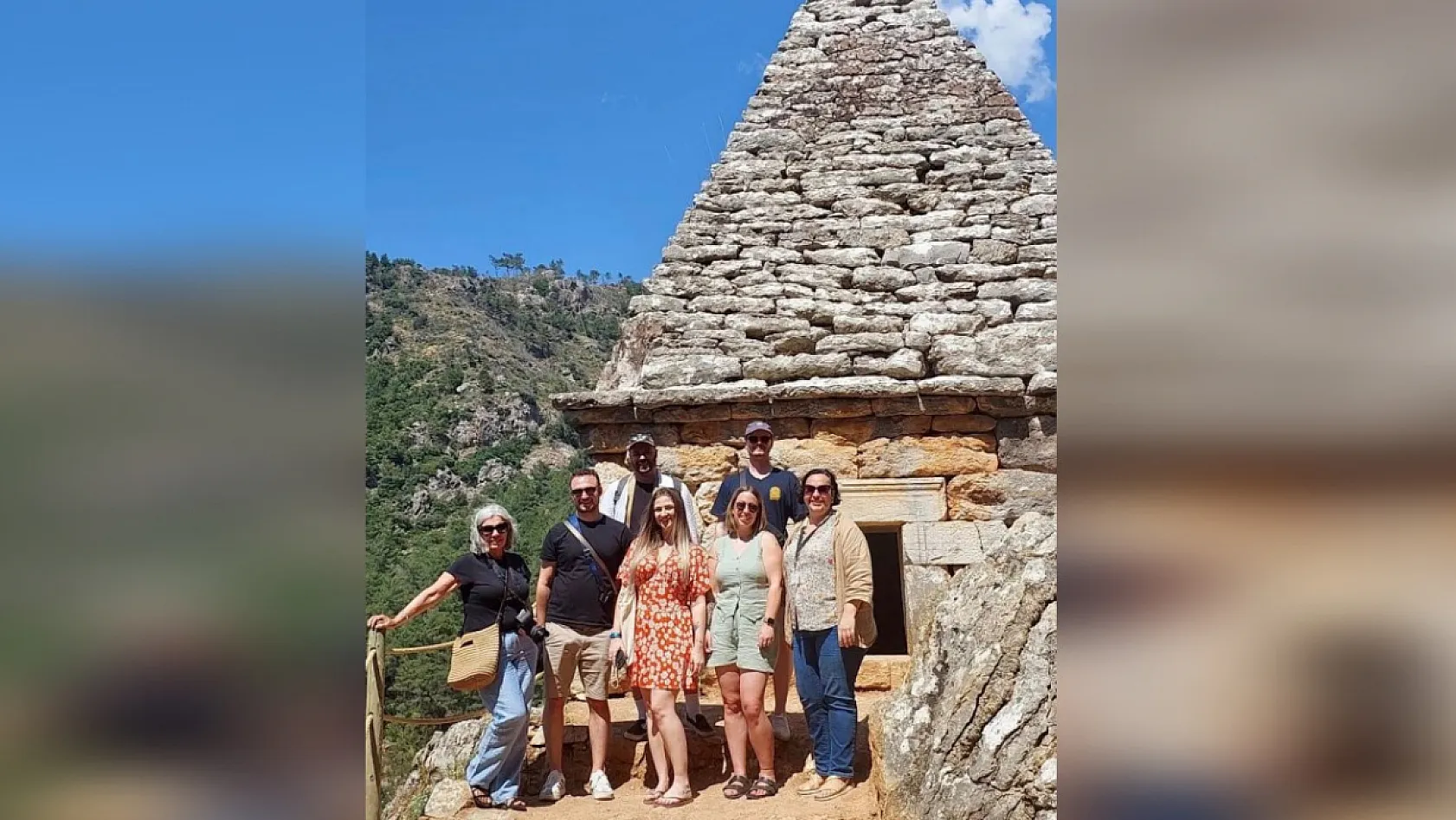 İngiliz seyahat yazarlarına Marmaris'in turizm potansiyeli tanıtıldı