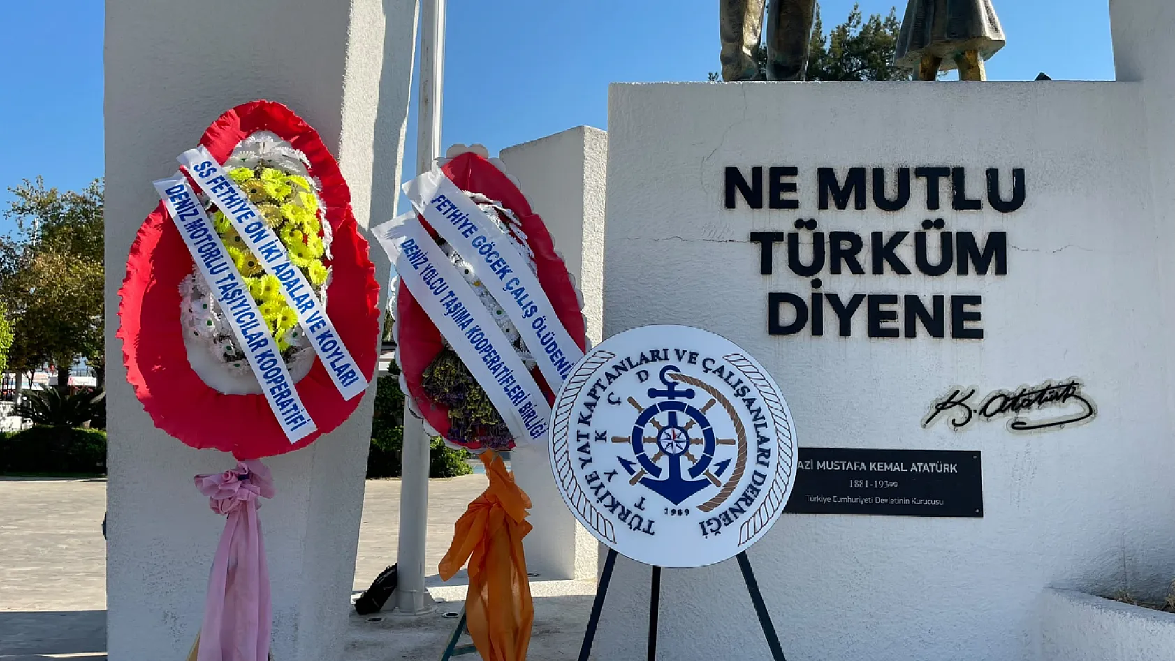 Kabotaj Bayramı'nın 100. Yılında Fethiye'de Çelenk Sunma Töreni