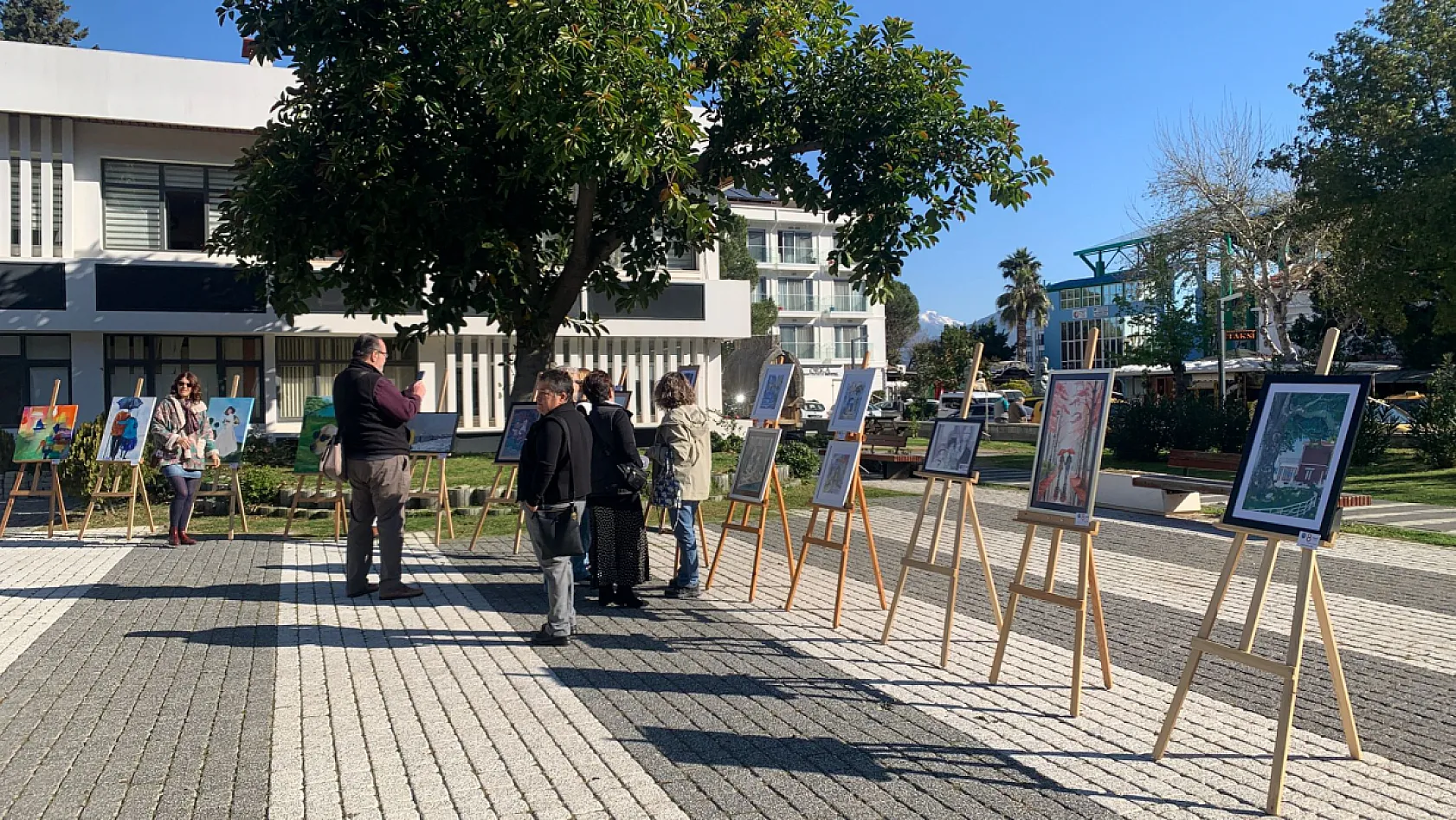 Kadınlar Günü'nde sanat konuştu: Fethiye'de anlamlı sergi