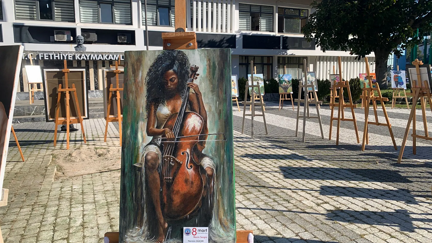 Kadınlar Günü'nde sanat konuştu: Fethiye'de anlamlı sergi