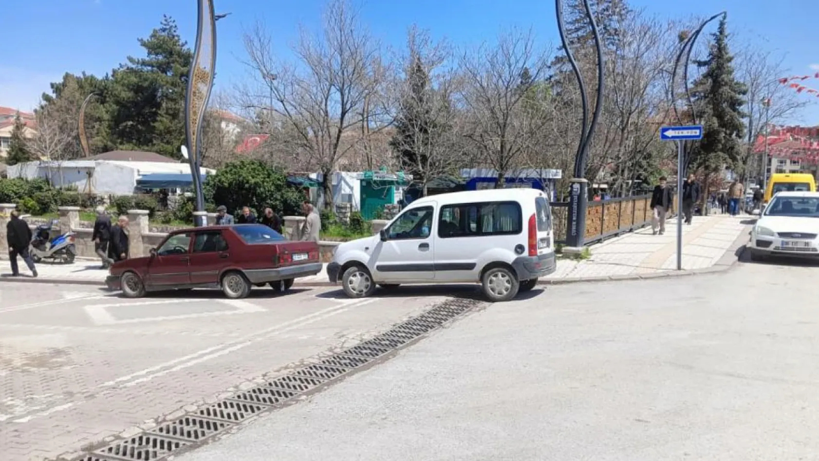 Kamyonun Altında Kalan 4 Yaşındaki Çocuk Hayatını Kaybetti