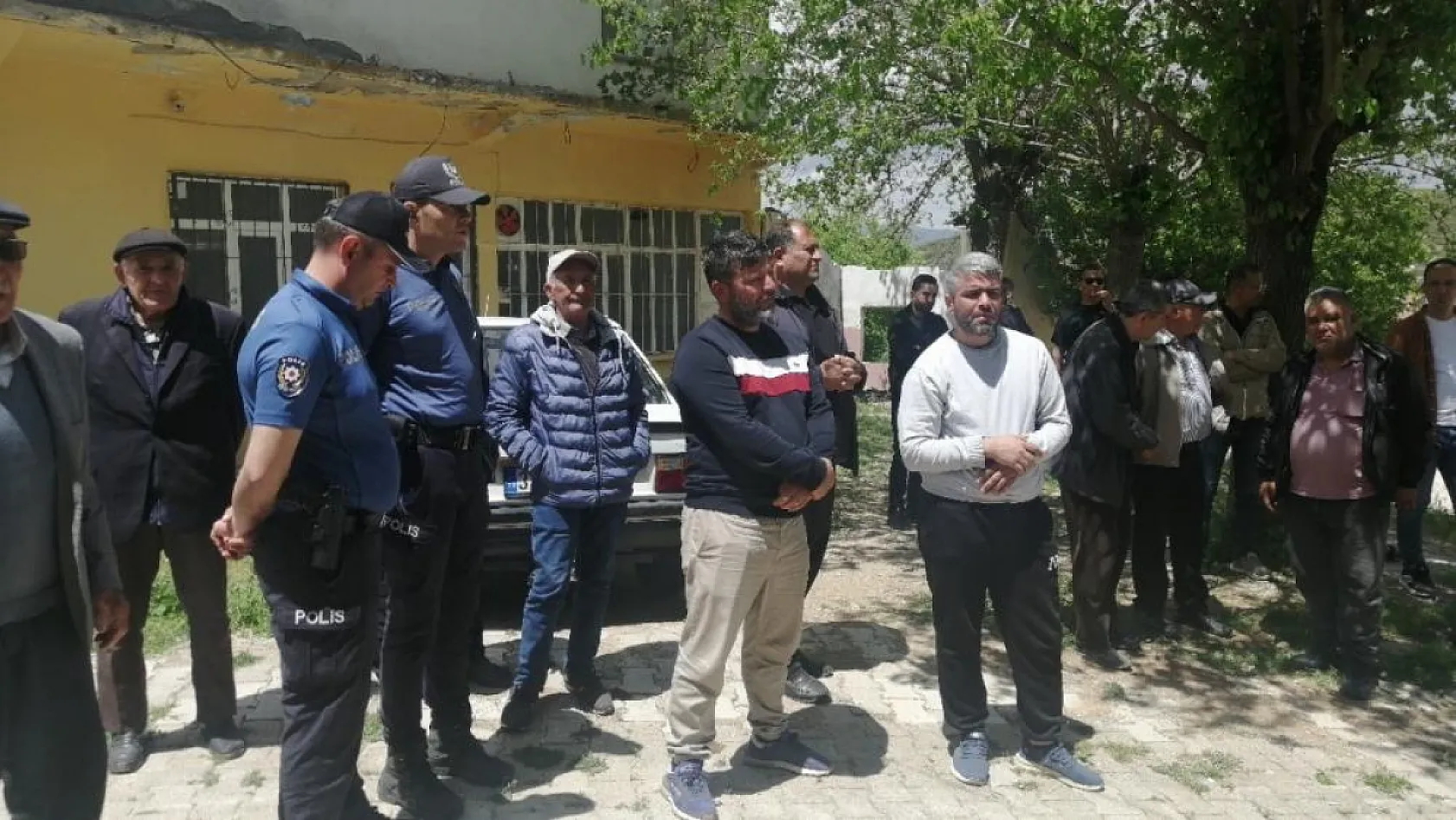Kansere çare ararken trafik kazasında eşiyle birlikte hayatını kaybetti