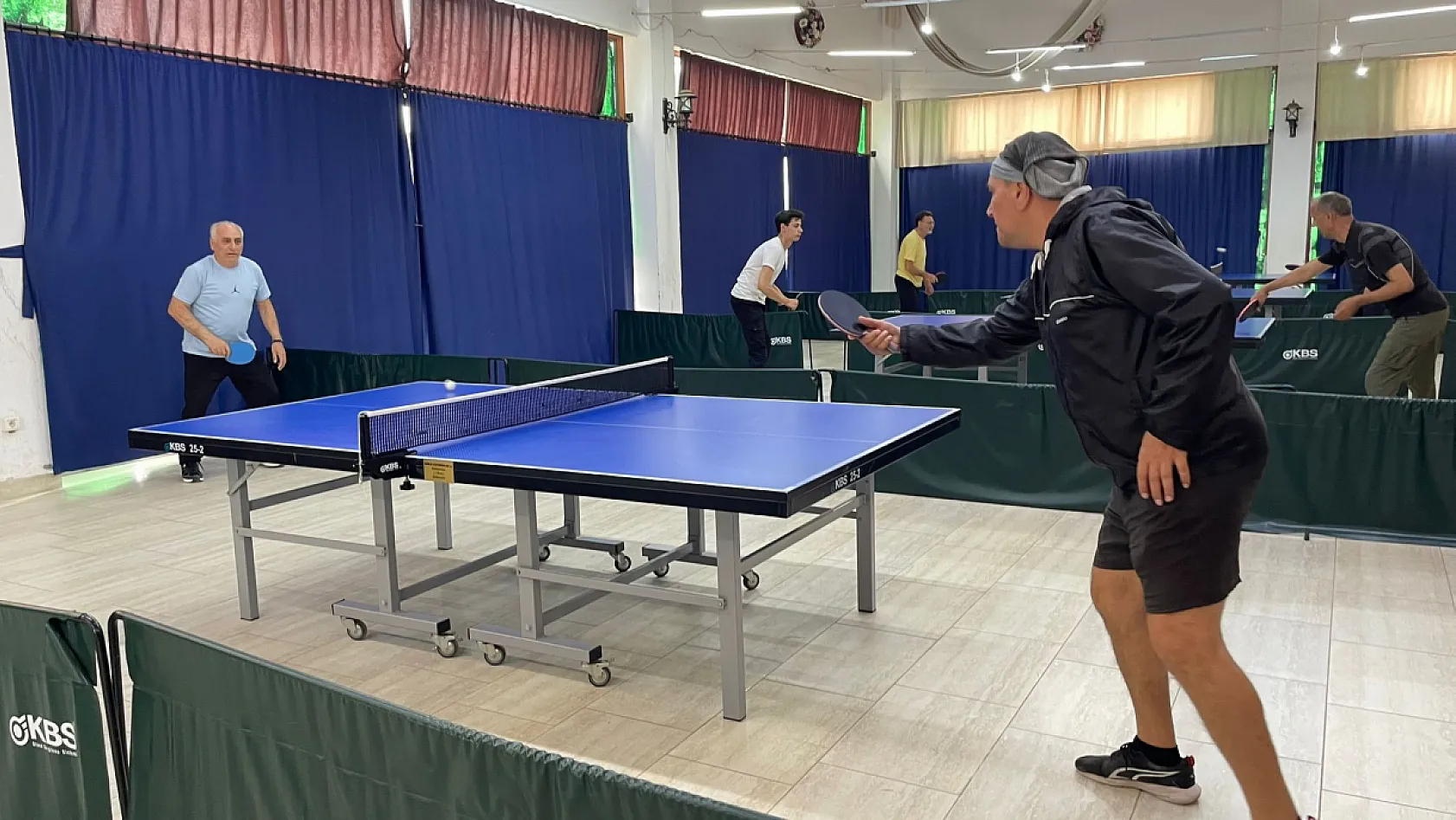Karagedik'te raketler konuşuyor: Fethiye Masa Tenisi Kulübü her yaştan sporcuyu buluşturuyor