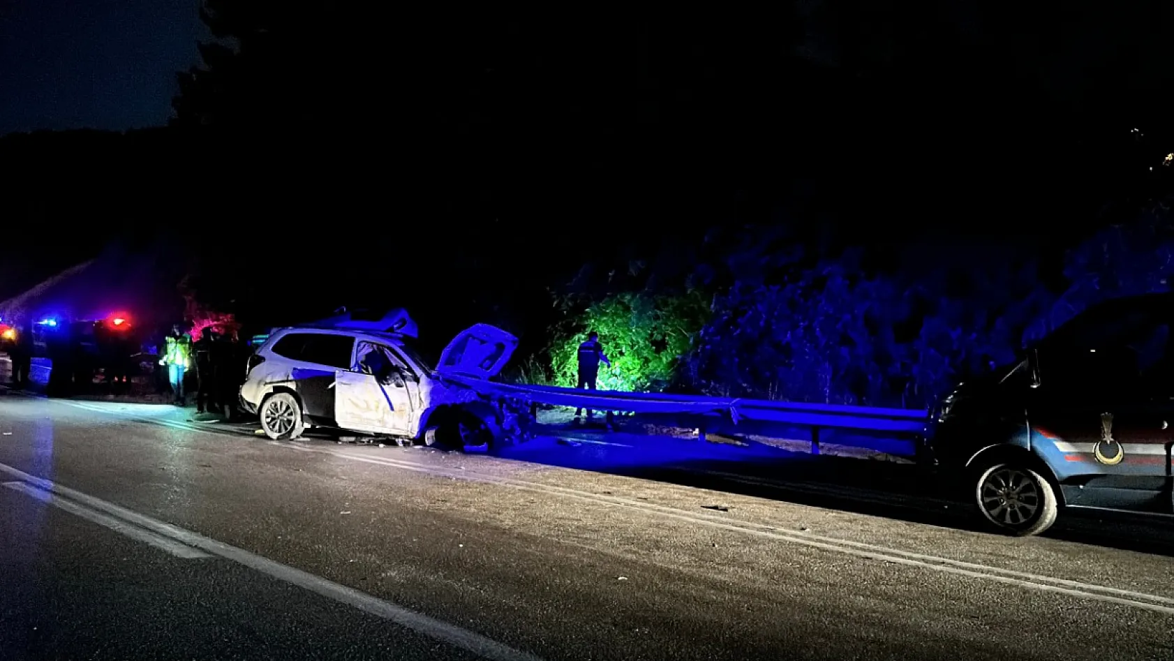 Isparta-Antalya Karayolu'nda Zincirleme Kaza: 4 Ölü, 11 Yaralı