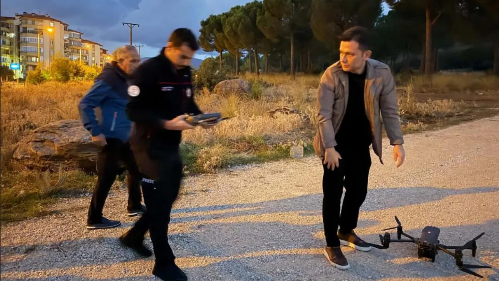 Kayıp yaşlı kadın ormanlık alanda aranıyor
