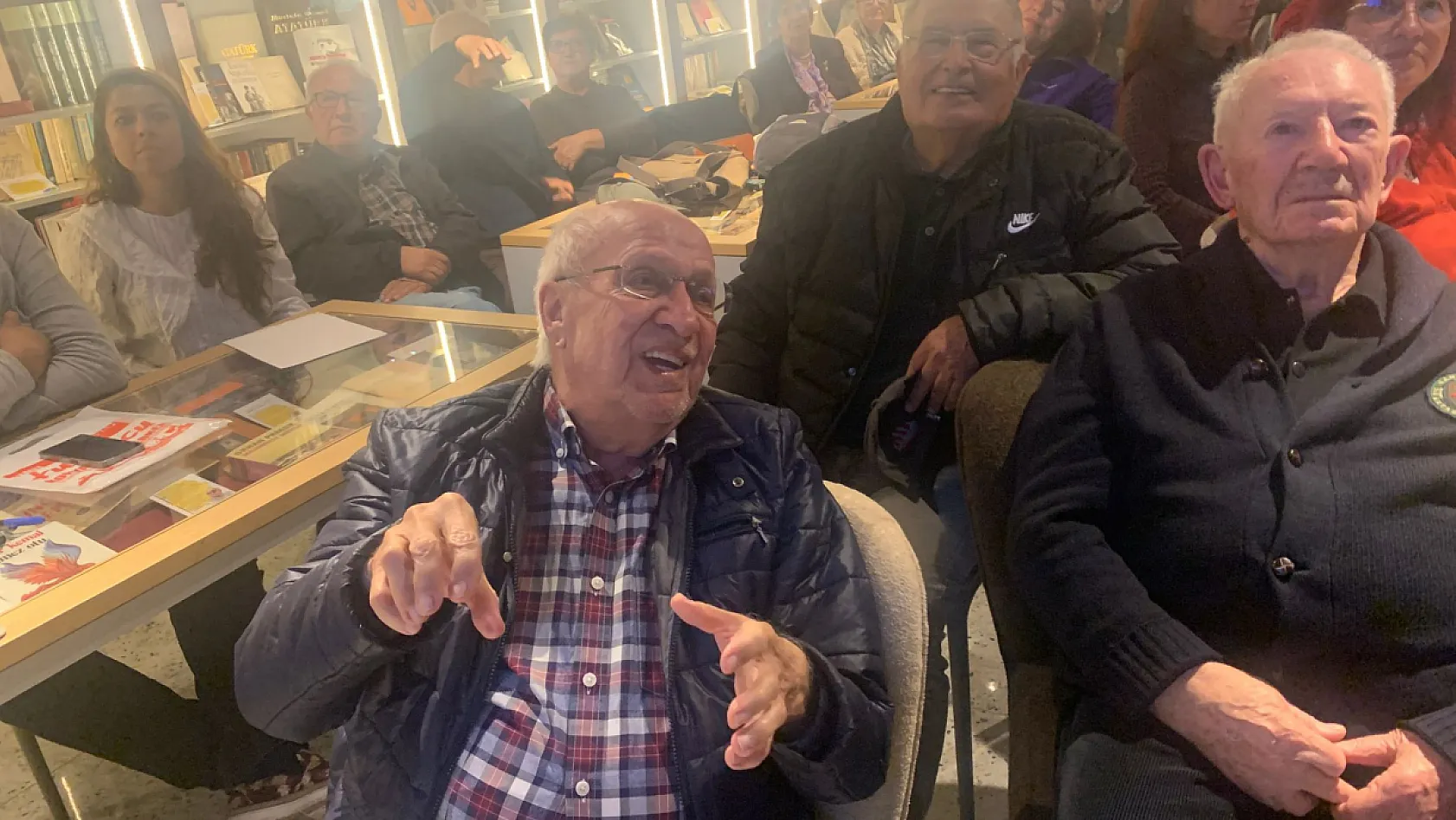 Kent belleğinden geleceğe: Fethiye'nin hafızası fotoğraflar ve anılarla canlandı
