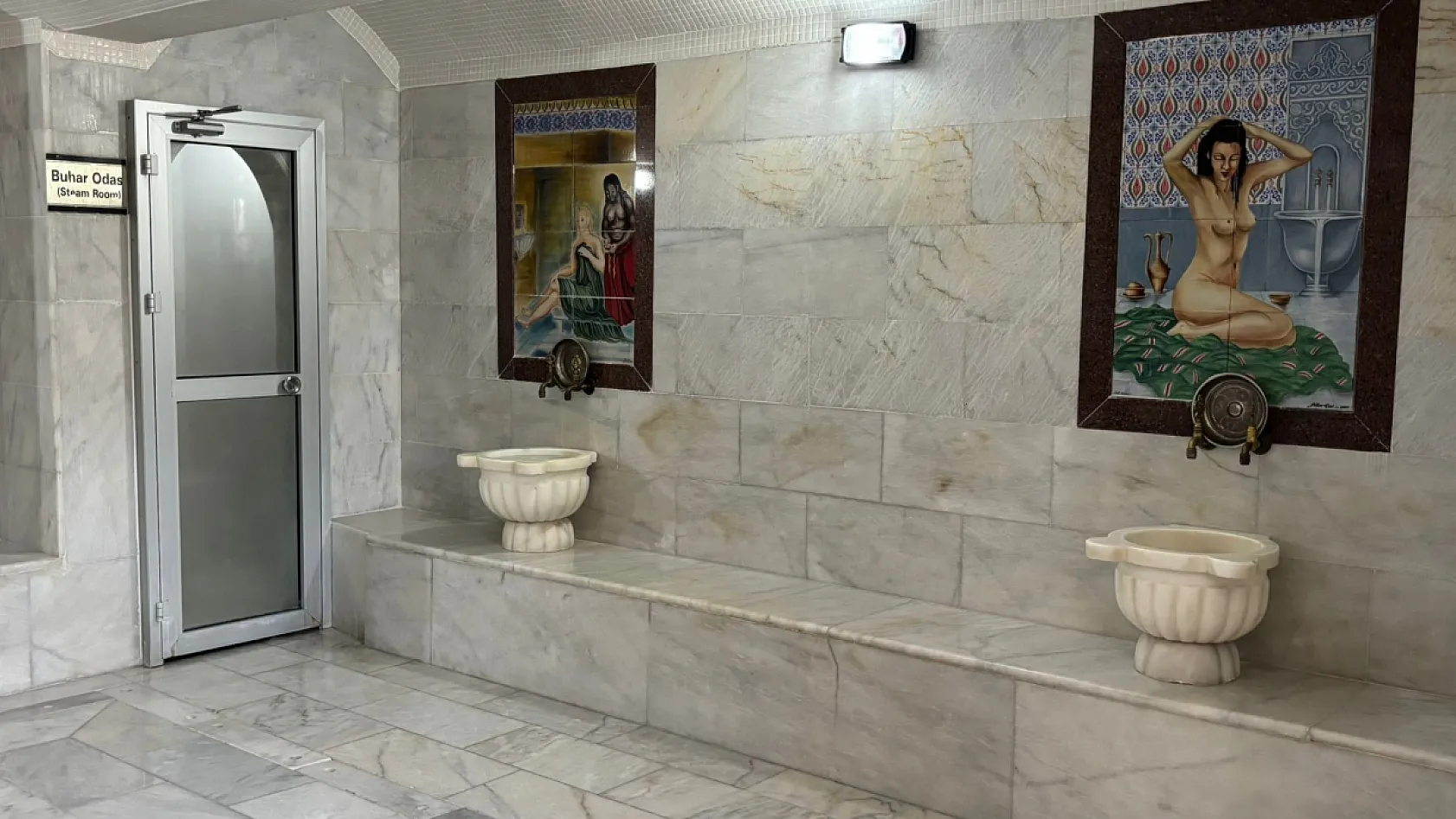 Kese, köpük, masaj: Fethiye'de hamam keyfi yaz kış sürüyor