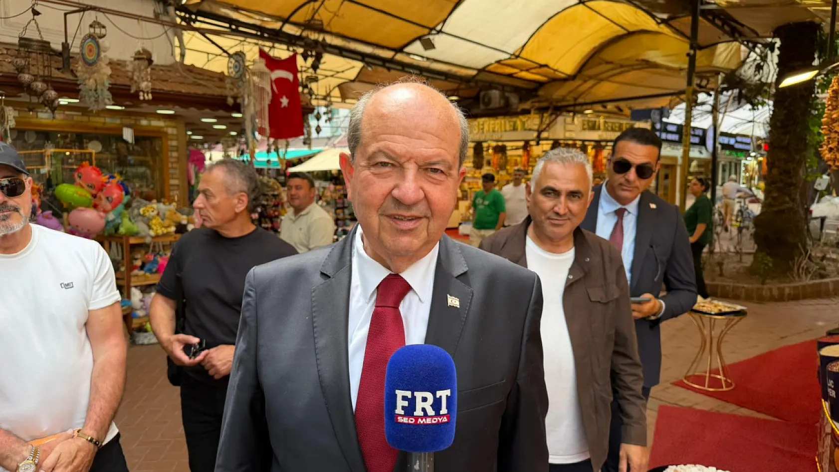 KKTC Cumhurbaşkanı Ersin Tatar Fethiye'de Paspatur Esnafını ziyaret etti
