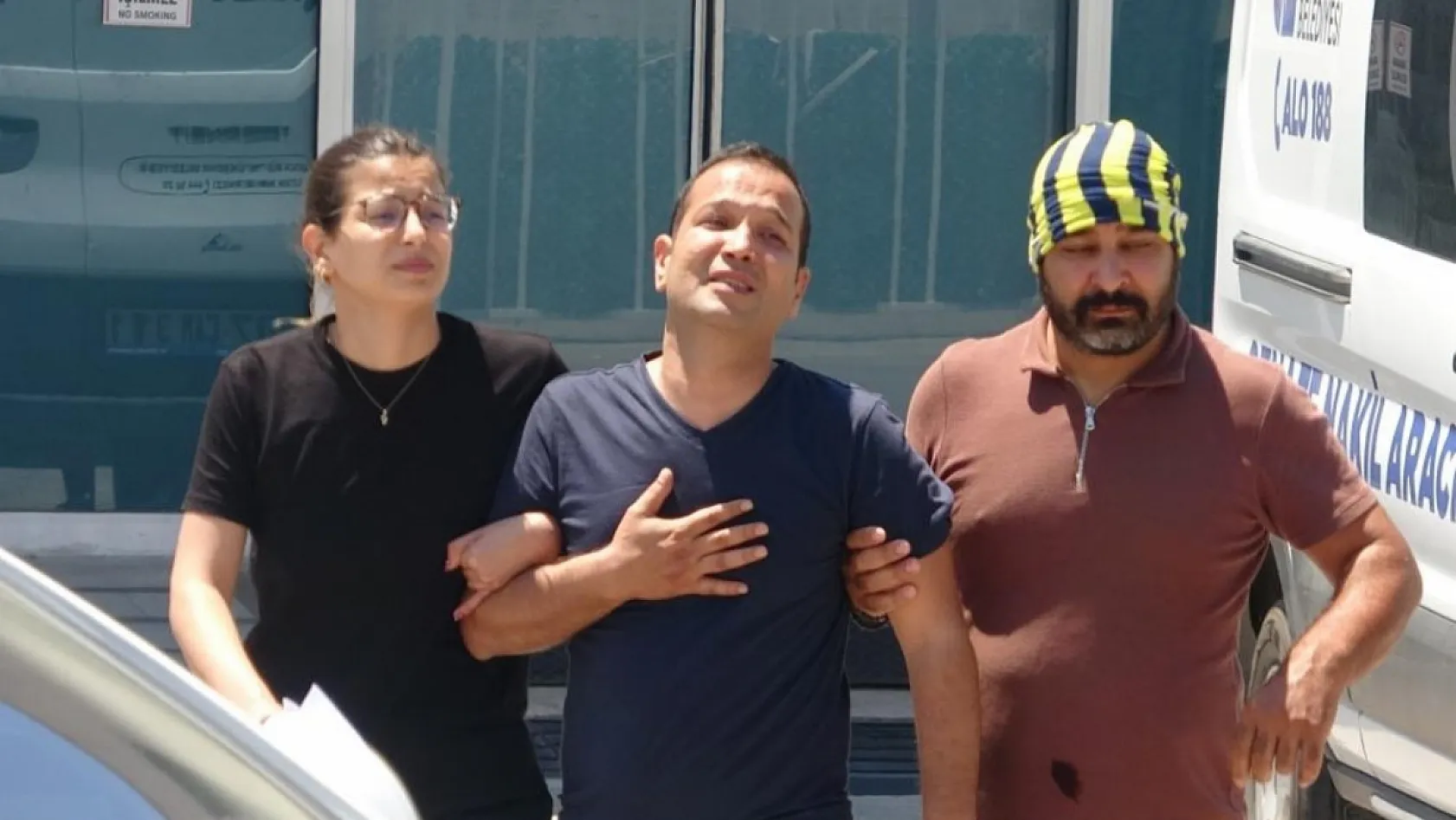 Kontrolden çıkan motosiklet bariyerlere çarptı, 20 yaşındaki sürücü hayatını kaybetti