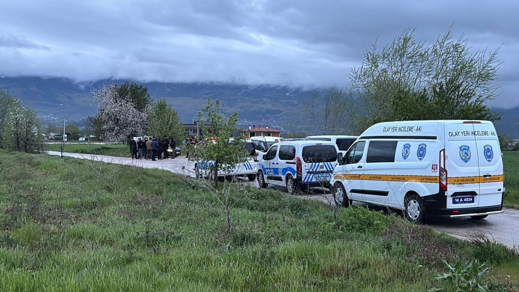 Konuşmaya çağrılan gençlere silahlı saldırı: 1'i ağır 2 yaralı