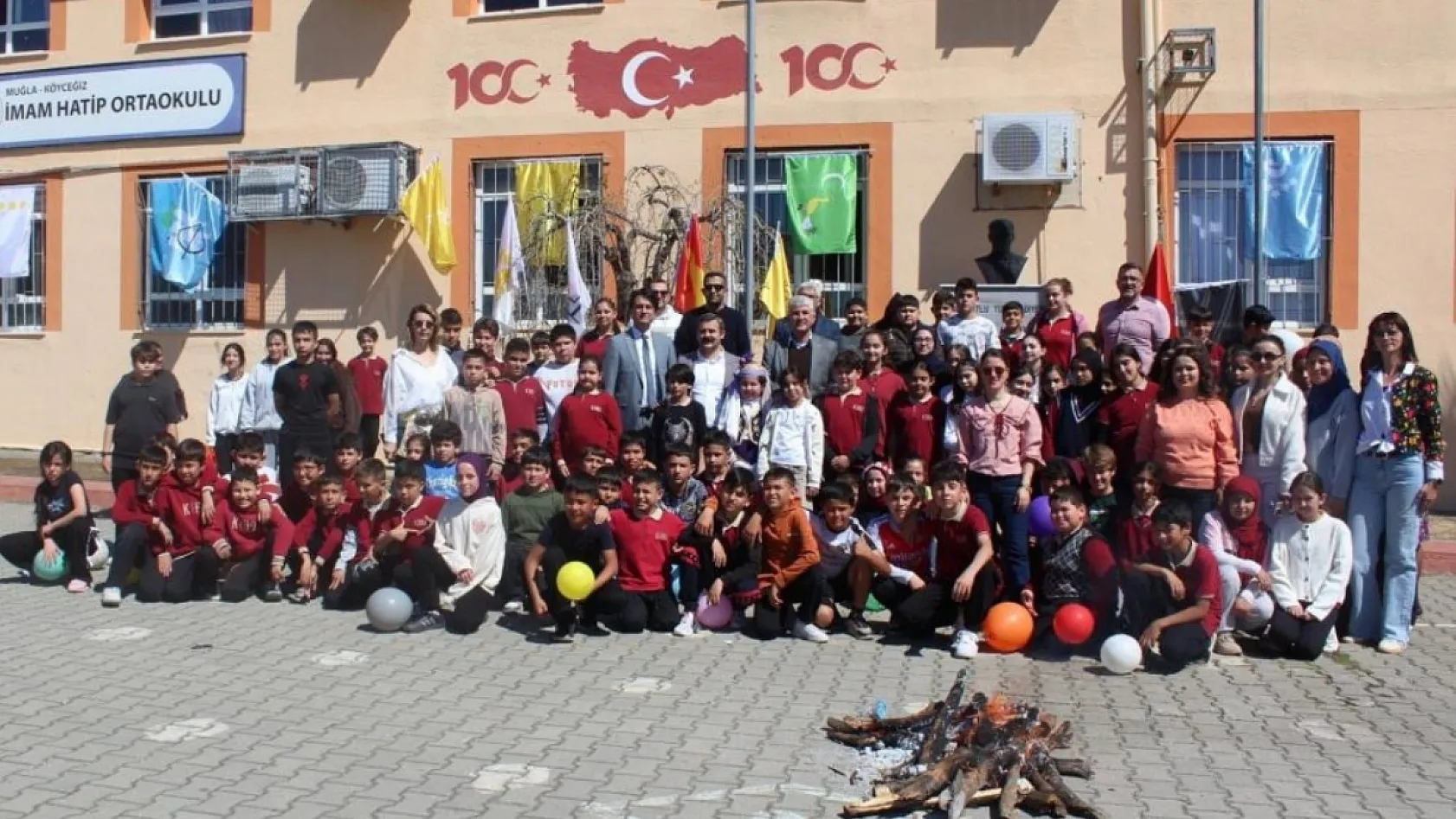 Köyceğiz İmam Hatip Ortaokulu'nda Nevruz coşkusu yaşandı