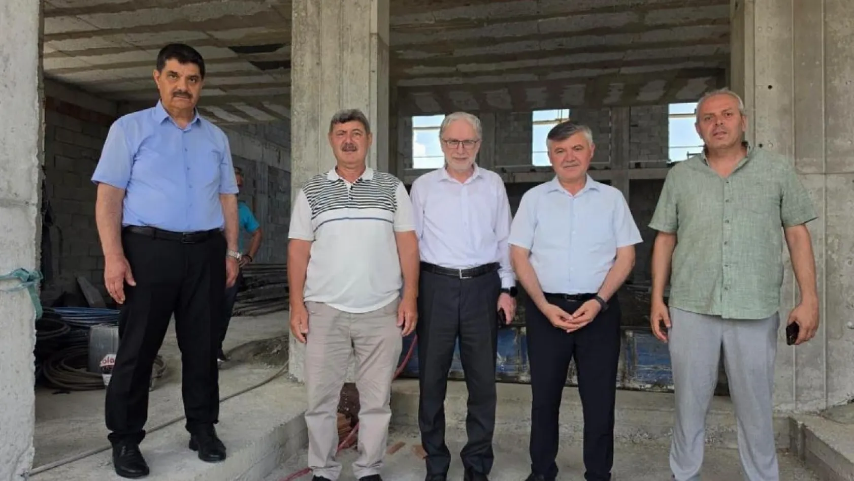 Köyceğiz Zeytinalanı Merkez Camii inşaatı hızla yükseliyor