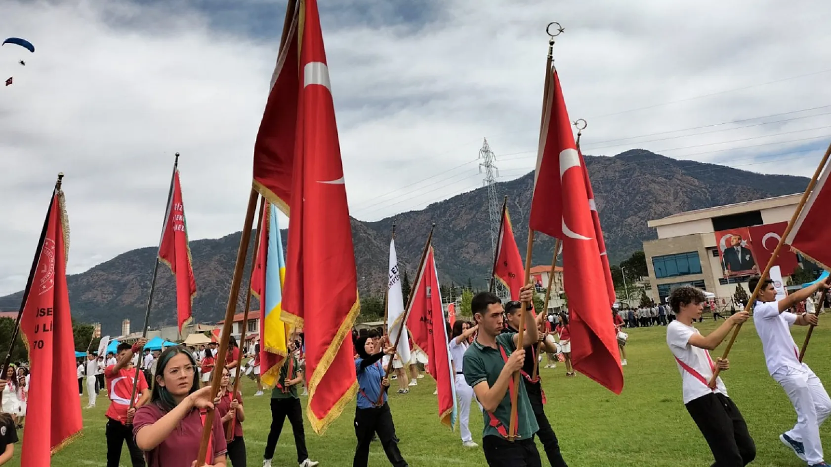 Köyceğiz'de 19 Mayıs coşkusu yaşandı