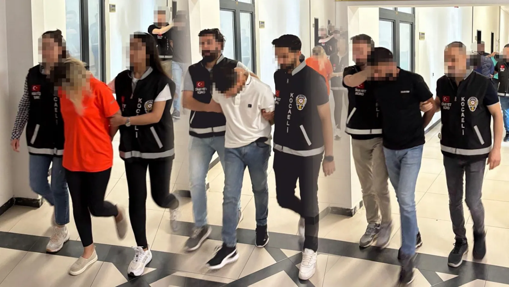 Kuzen cinayetinin intikamı için akıl almaz sahte sevgili tuzağı