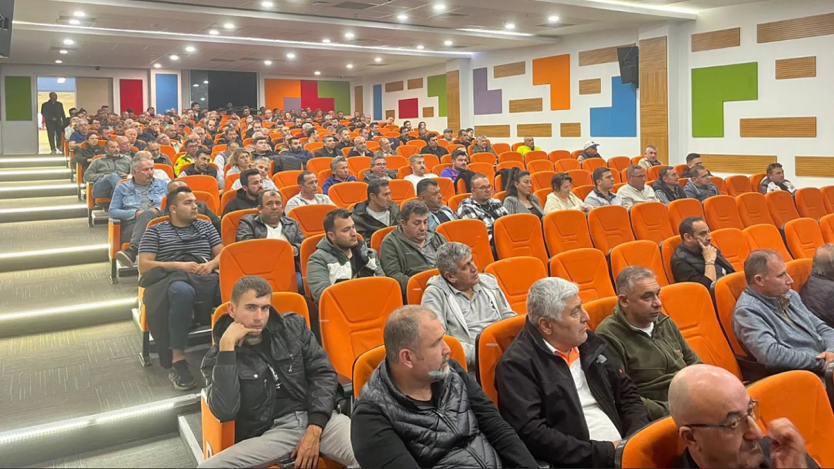 Muğla'da 2 Bin 750 Şoföre Mesleki Gelişim Eğitimi Verildi