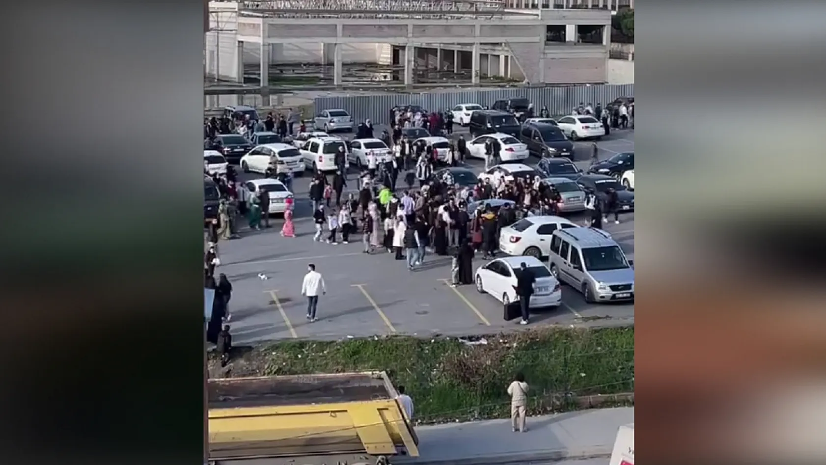 Takı töreni erkene alınmak istenildi, ortalık savaş alanına döndü