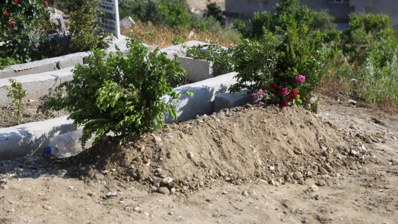 Madde bağımlısı cani baba, boğarak öldürdüğü 3 yaşındaki Poyraz'ı parçalara ayırdı
