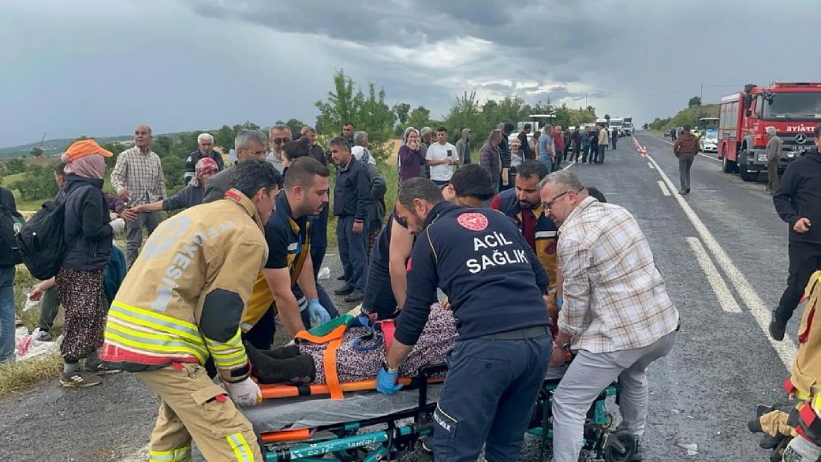 Manisa'da zincirleme trafik kazası: 8 yaralı, 1 gözaltı
