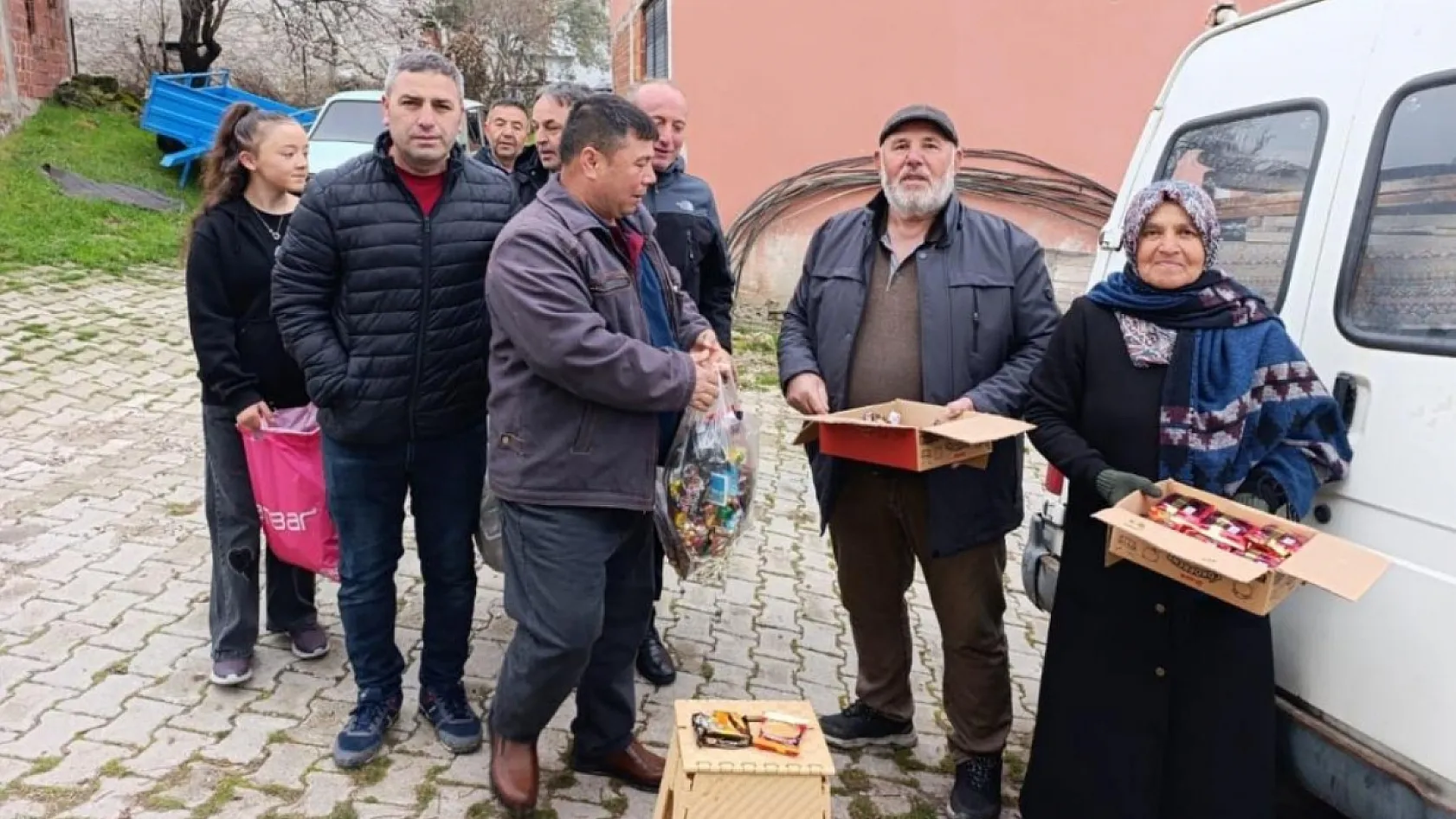 Manisa'nın bu köyünde bayramda herkes çocuk oluyor