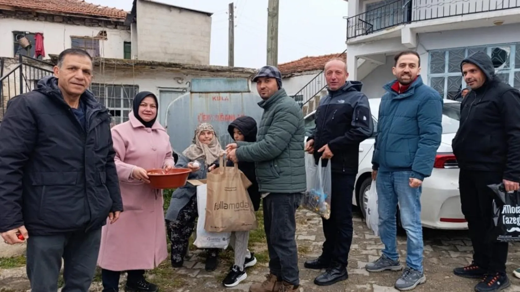 Manisa'nın bu köyünde bayramda herkes çocuk oluyor