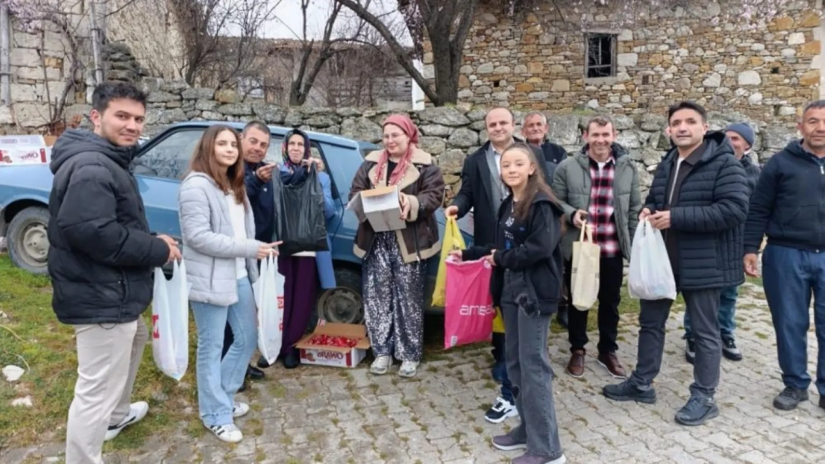 Manisa'nın bu köyünde bayramda herkes çocuk oluyor