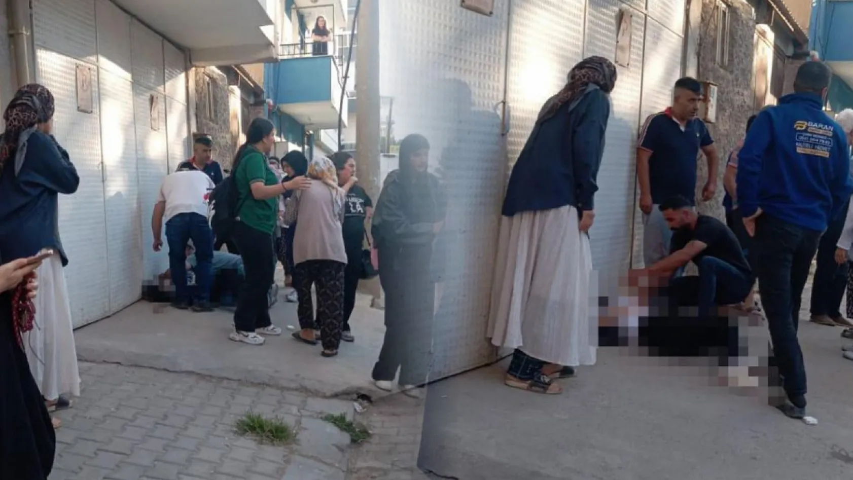 Manisa'da Okul Saldırısında 2'si Ağır 10 Öğrenci Yaralı