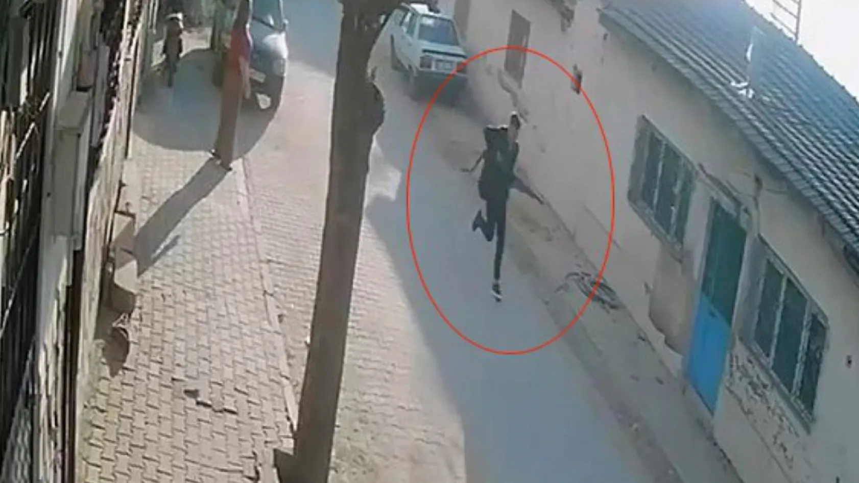 Manisa'da Okul Saldırısında 2'si Ağır 10 Öğrenci Yaralı