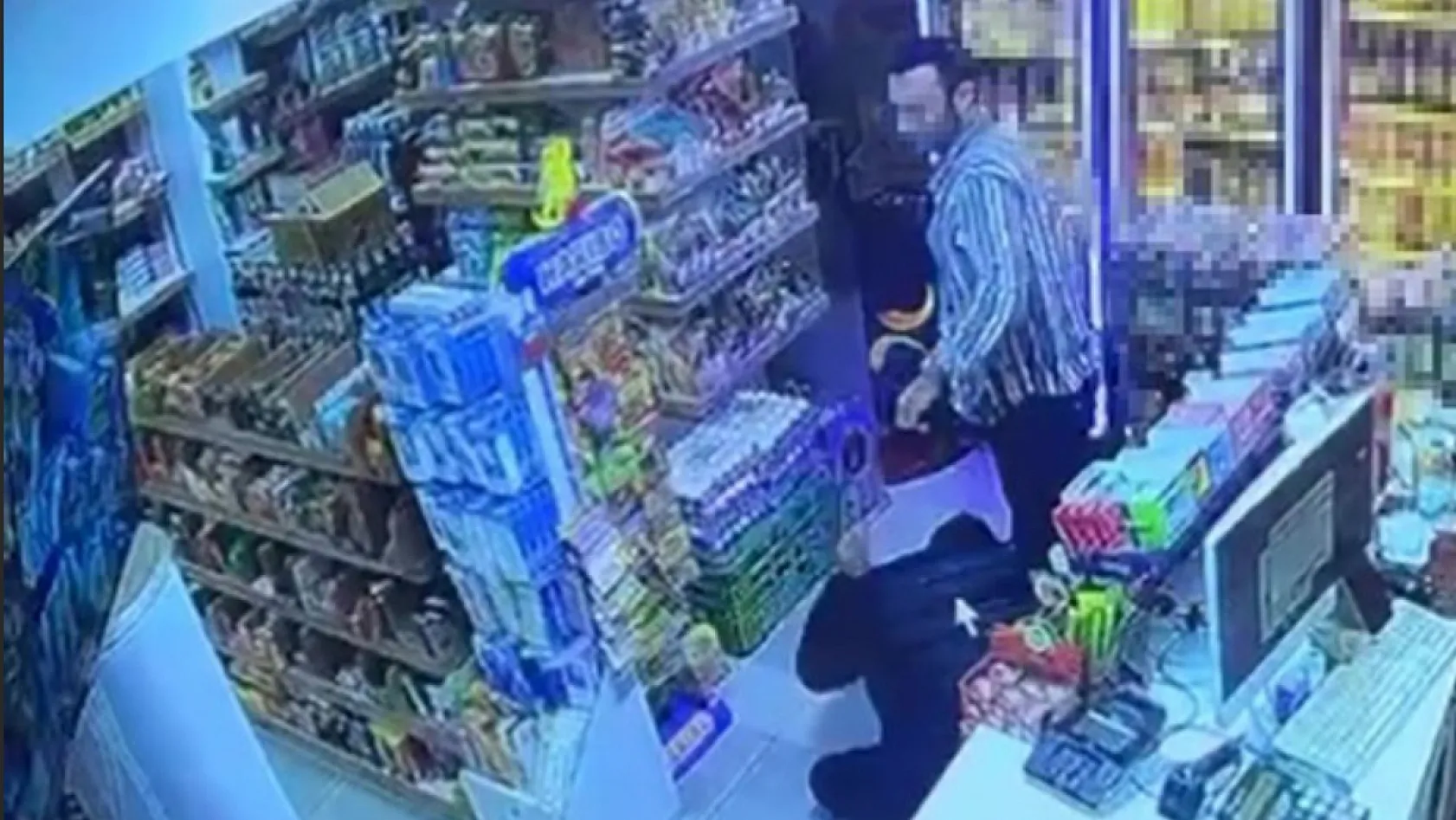 Markette 19 yaşındaki genci hayattan koparan cinayet anına ait görüntüler ortaya çıktı