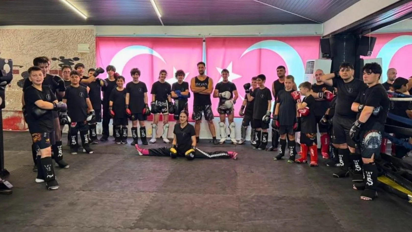 Marmaris'in şampiyon sporcuları destek bekliyor