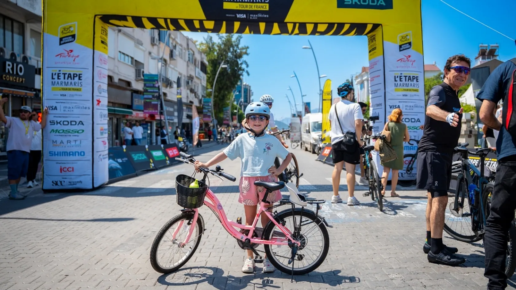 Marmaris'te 'L'Etape by Tour de France' bisiklet festivali kapsamında halk sürüşü yapıldı