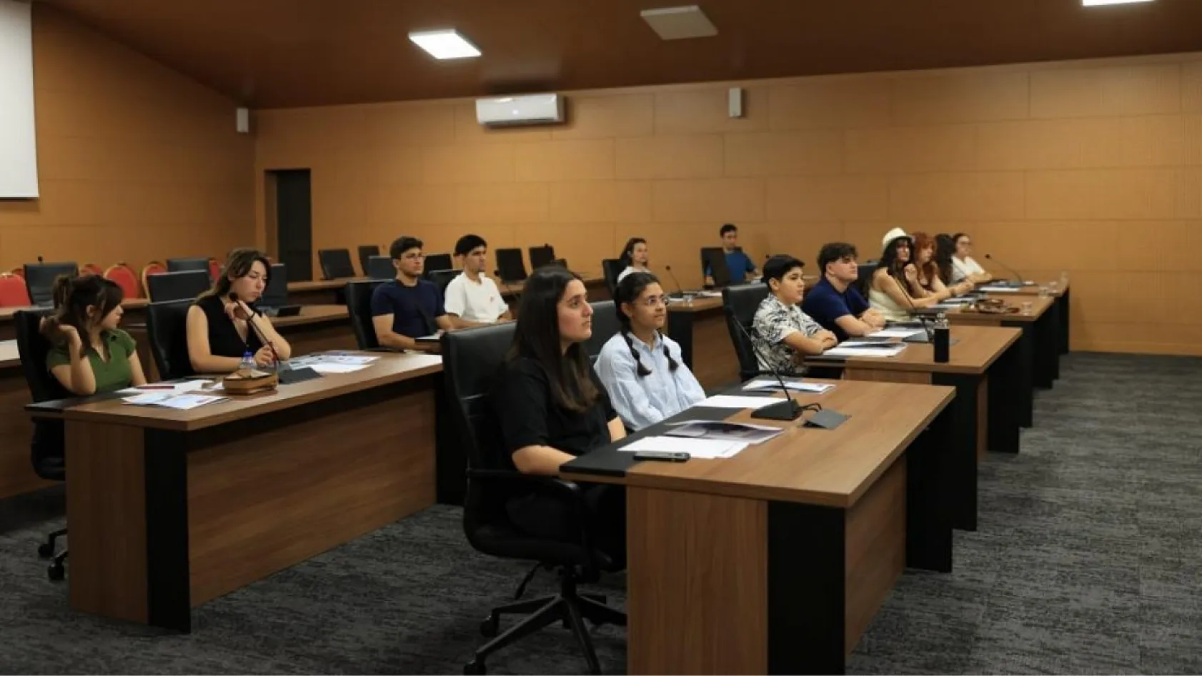Marmaris'te Genç İklim Elçileri programı başladı