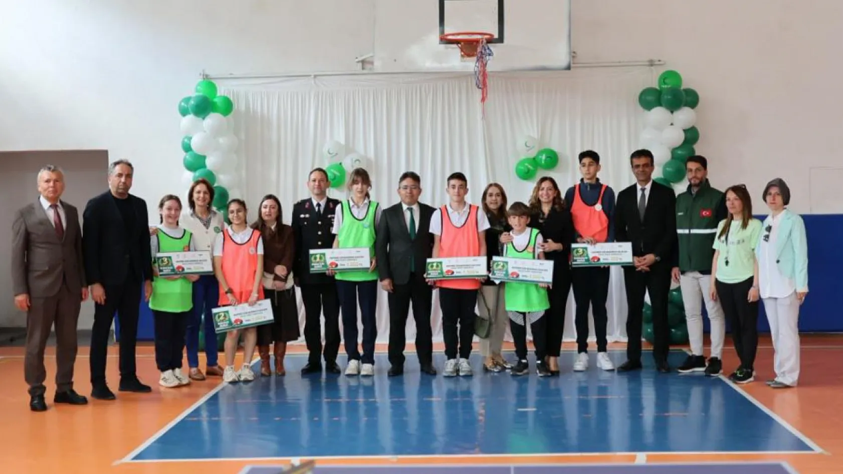 Marmaris'te masa tenisi turnuvası başladı