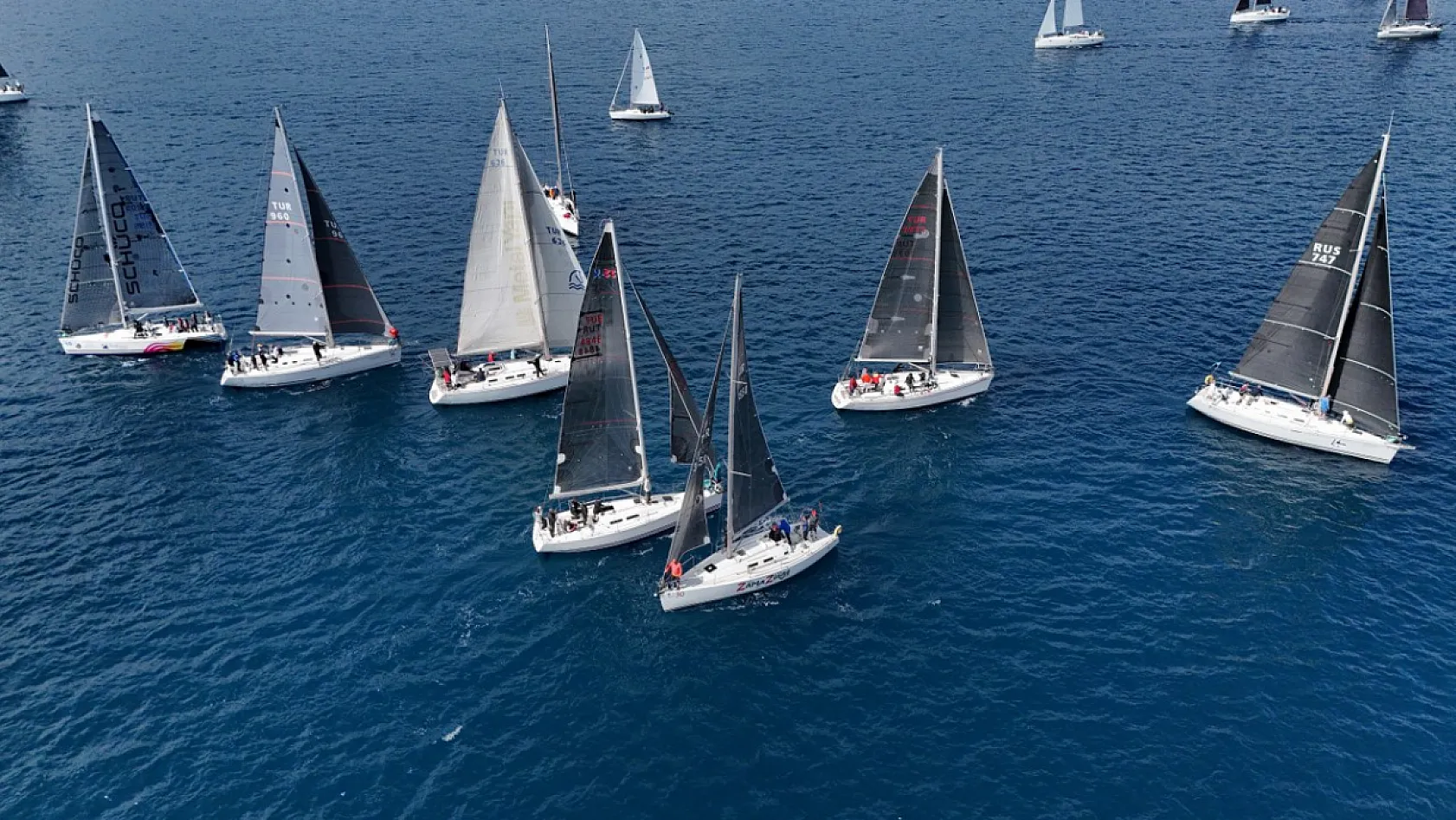 Marmaris'te MIYC Kış Trofesi Yat Yarışları
