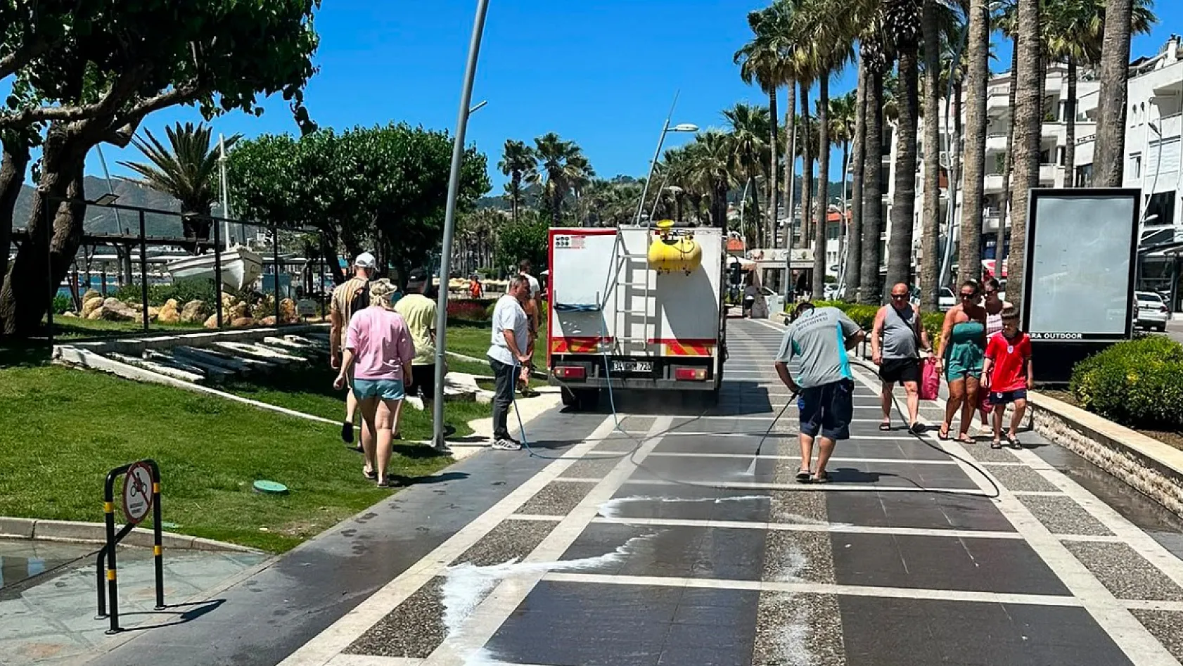 Marmaris'te 9 günde 3 bin 250 ton atık toplandı