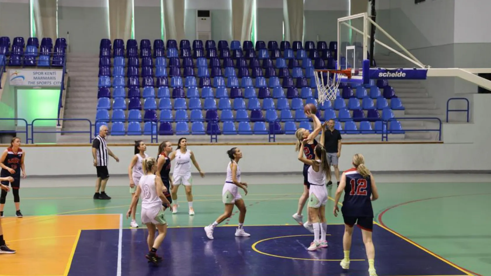 Master basketbolcular 9. kez Marmaris'te
