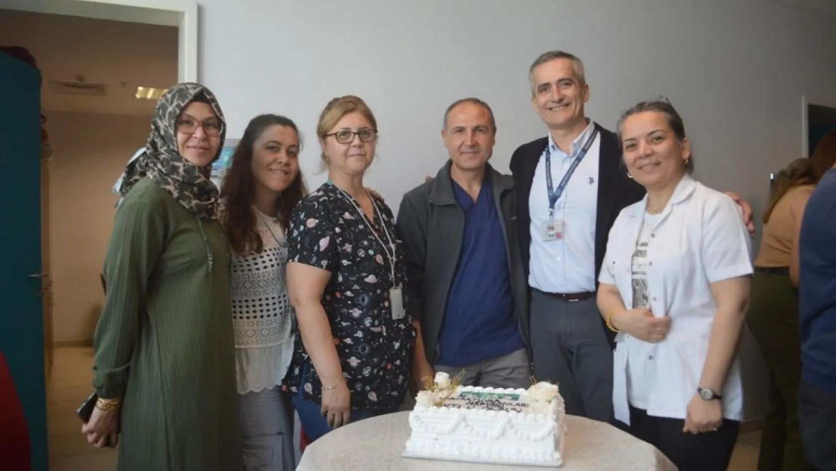 MEAH'ta 'Tıbbi Laboratuvar Çalışanları Haftası' kutlandı