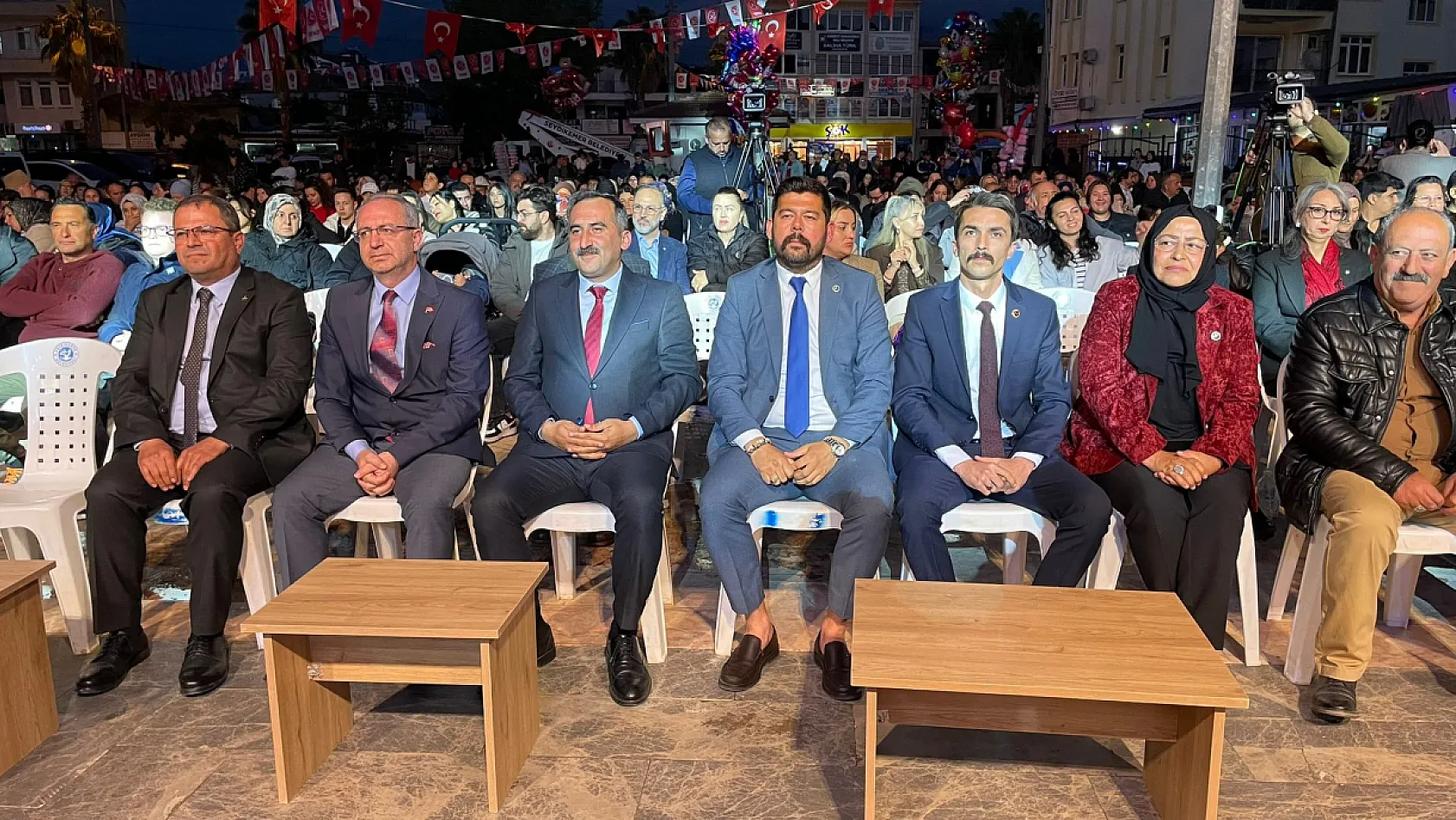 Mehmet Arıç: 3 Mayıs Milliyetçiler Günü'nü Seydikemer'de Konserle Kutladık