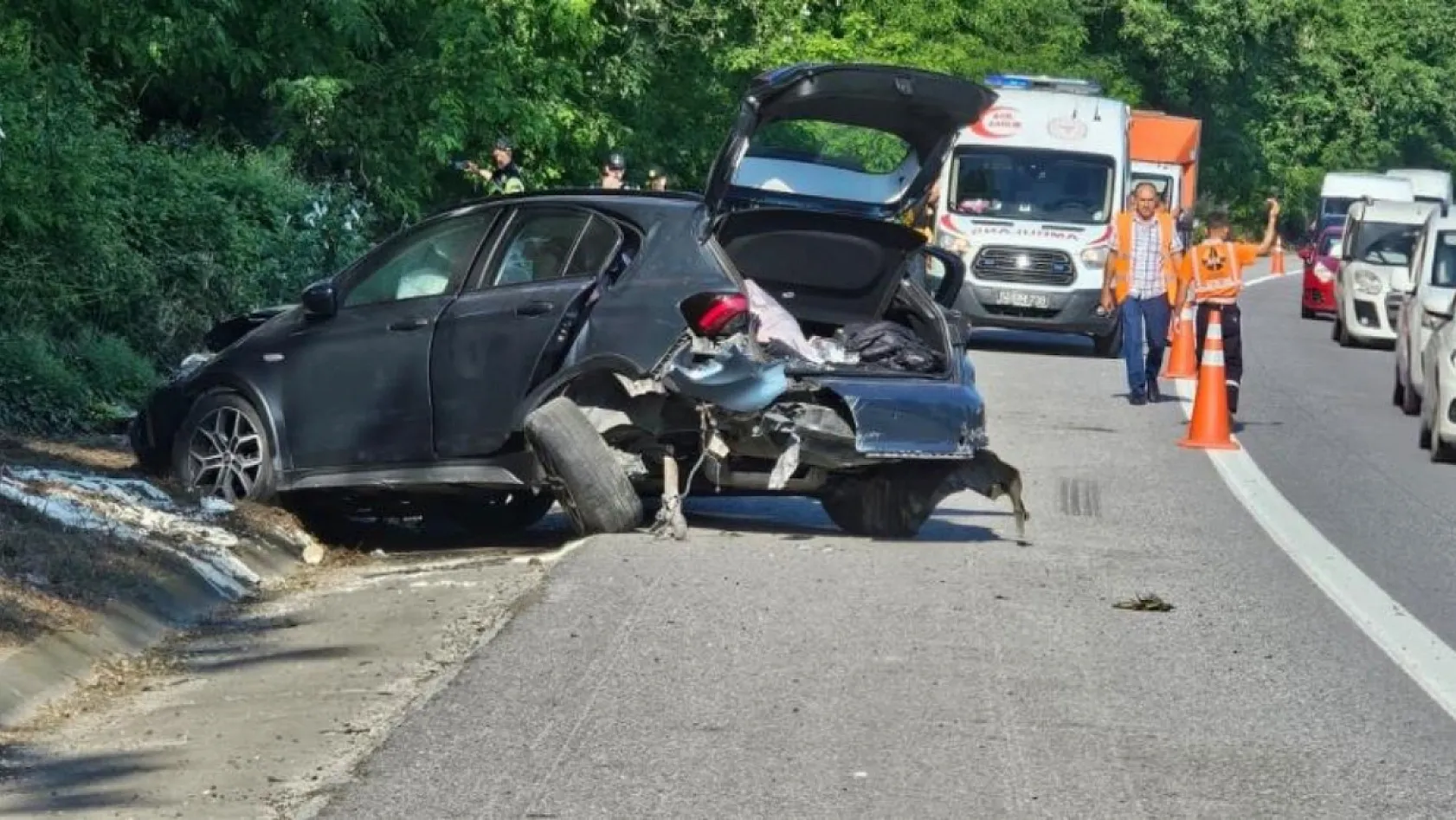 Memlekete bayram yolculuğu hastanede bitti: 3 yaralı