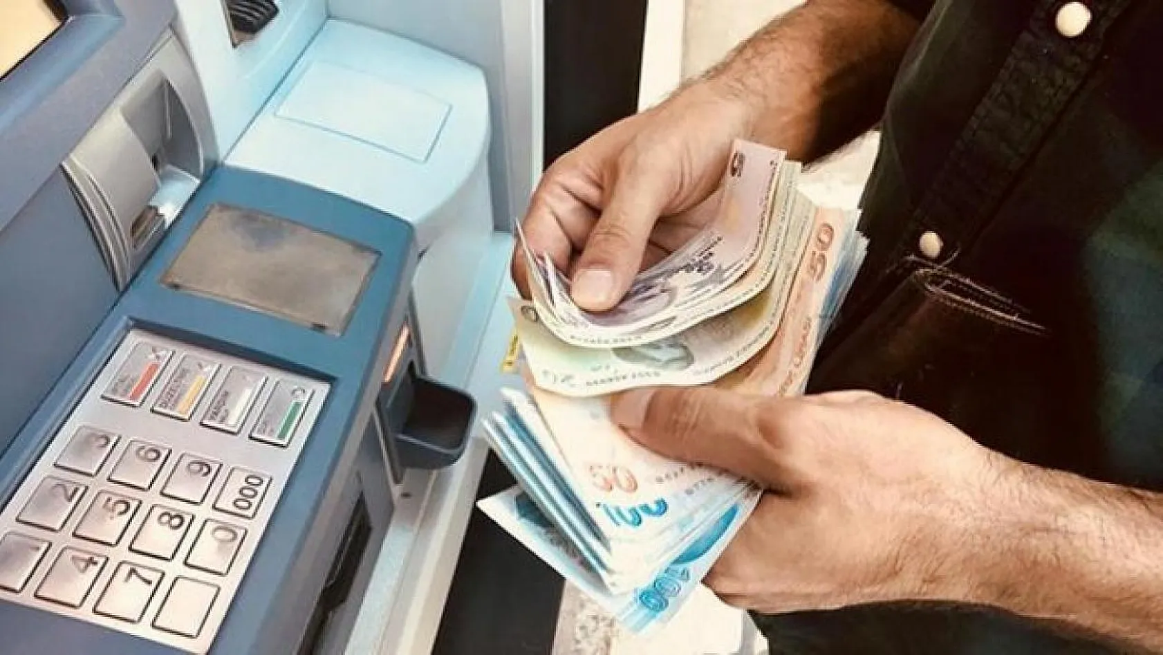 Memur ve emeklinin şimdiden garantilediği zam oranı…