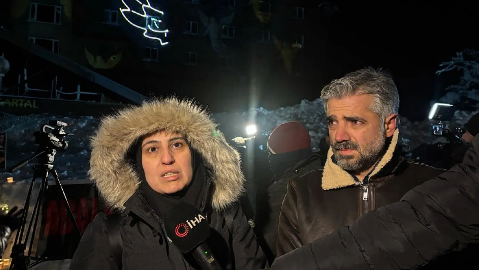 Kartalkaya yangın faciasının birinci yıldönümünde acılı aileler otel önünde bir araya geldi