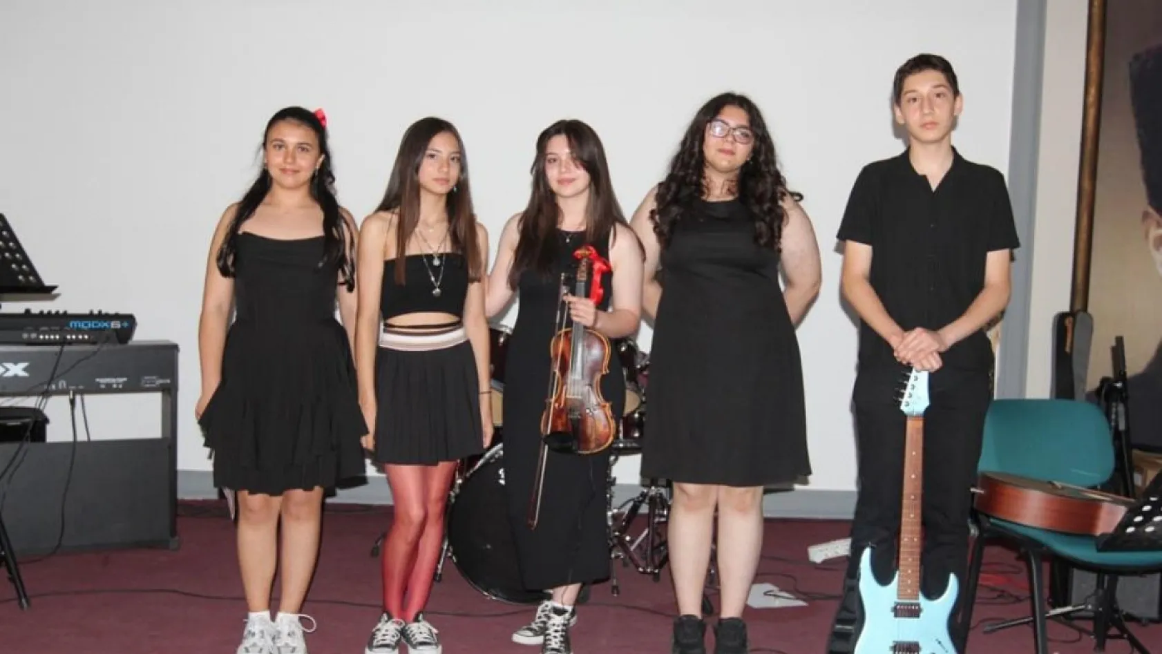 Menteşe Anadolu Lisesi'nde müzik rüzgarı