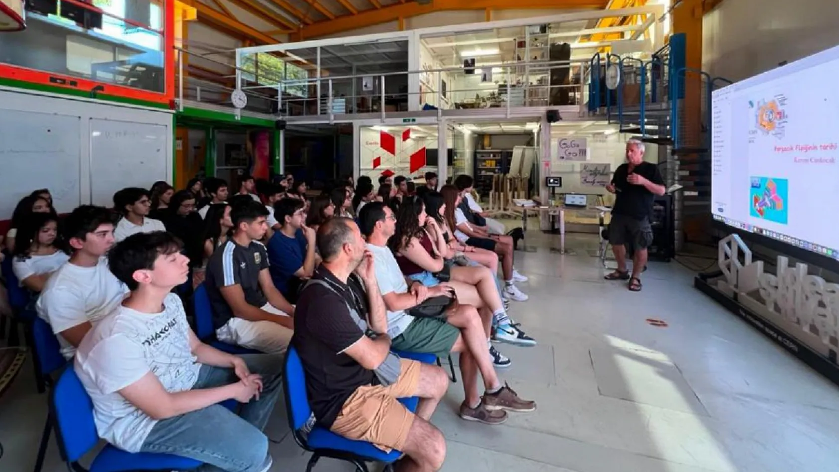 Menteşe Anadolu Lisesi öğrencileri CERN'de bilimle buluştu