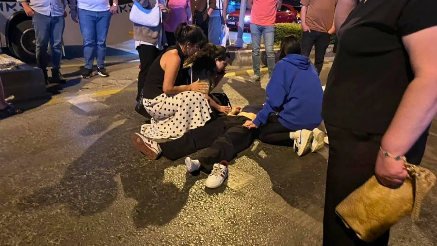 Menteşe'de ters yönden çıkan otomobil kazaya neden oldu