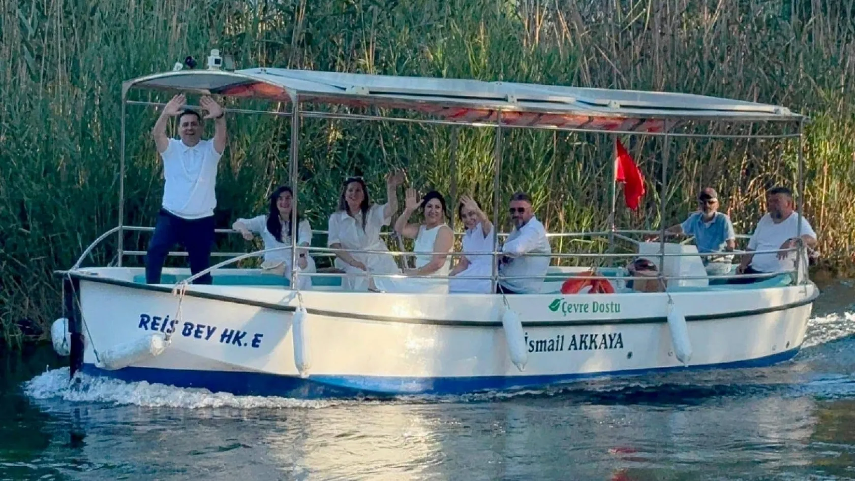 Menteşe Devlet Hastanesi'nde 'beyaz gece' rüzgarı